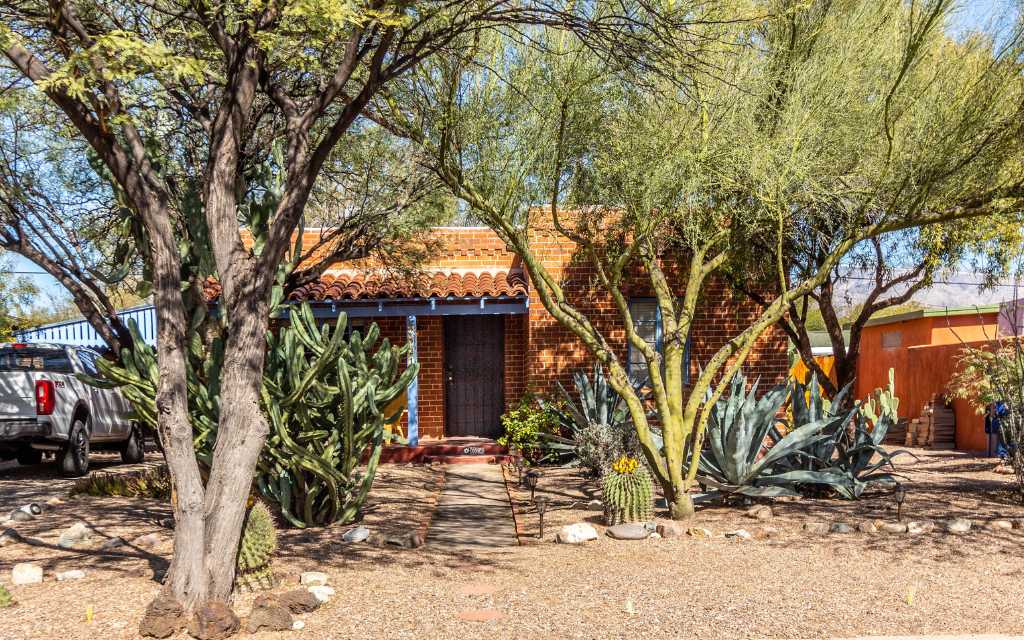 Lovely home in historic Blenman-Elm neighborhood in Tucson, Arizona
