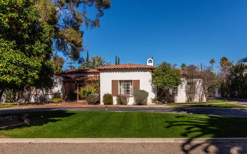 Beautiful home located in historic El Encanto Estates near University of Arizona