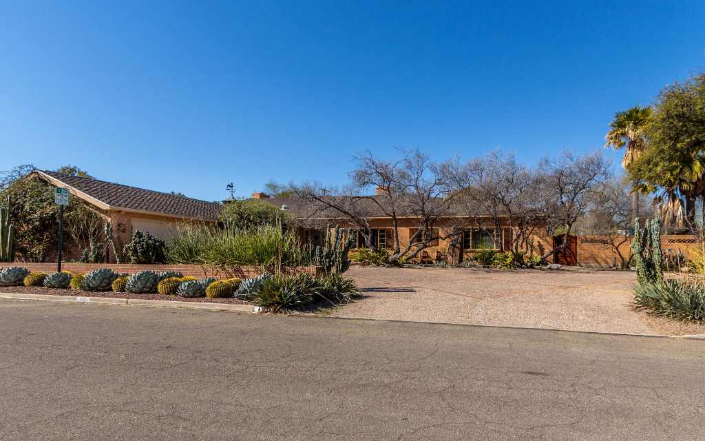 Lovely ranch style home in Catalina Vista, a historic district in Tucson Arizona