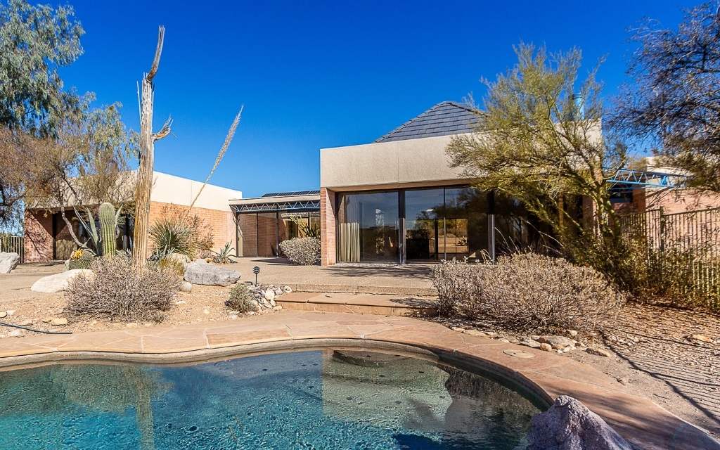 Robert Swaim designed home in the Catalina Foothills area of Tucson Arizona