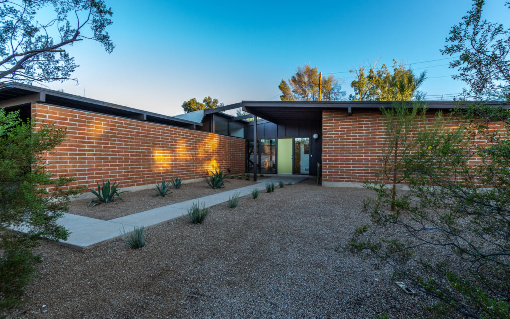 Mid Century Modern home in Tucson for sale in Tucson