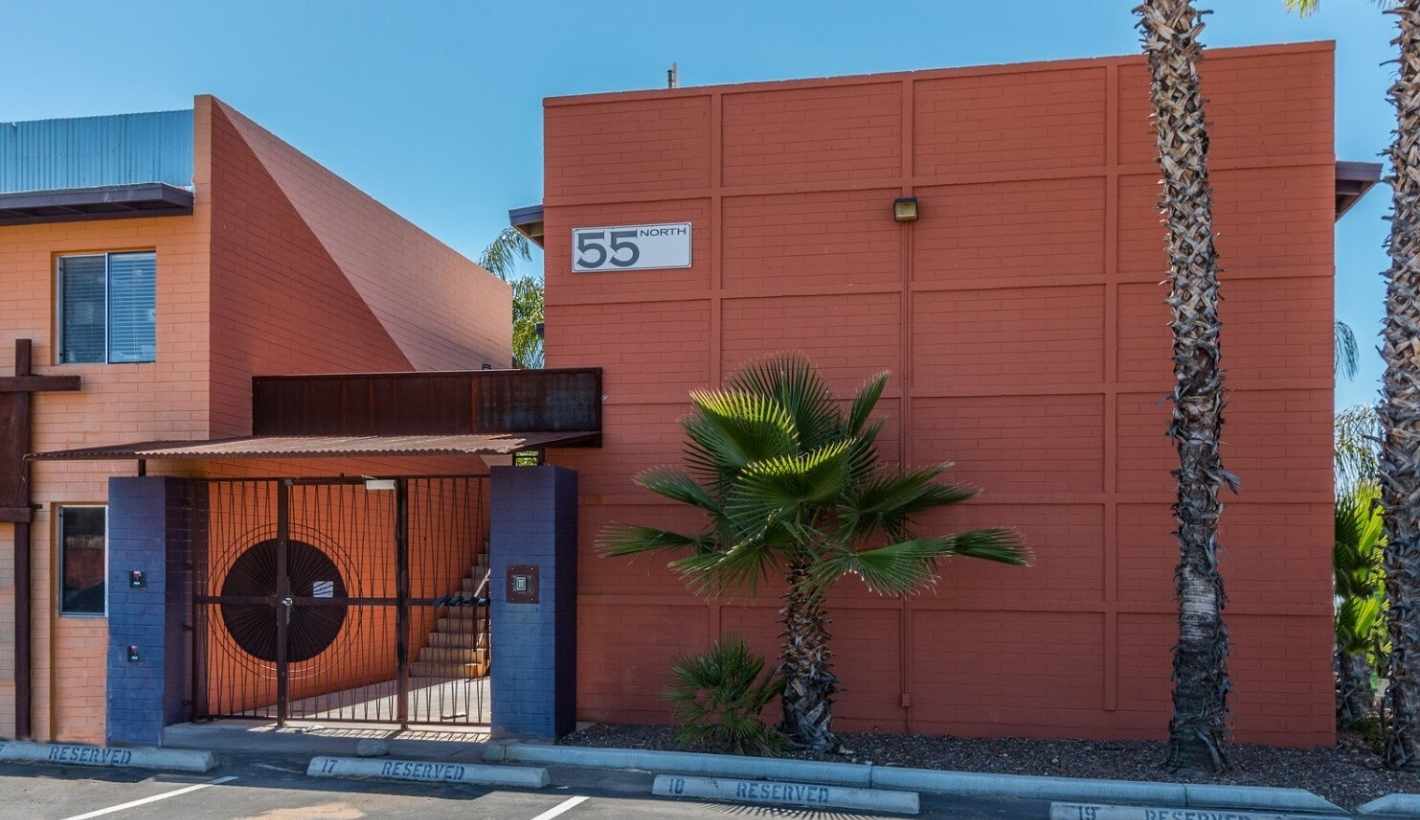 55 N Cherry Ave Half Mile to UA Campus