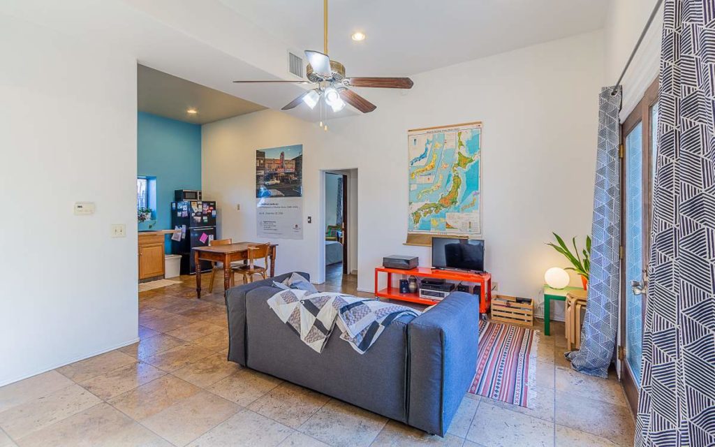 Contemporary masonry built home in Barrio Blue Moon in a great central location close to UA, Pima Community College, I-10, and downtown.