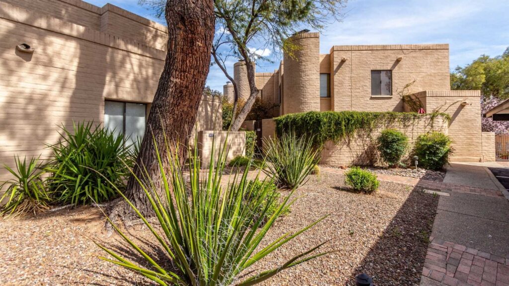 Tamarisk townhomes, aka Tucson Racquet Club Townhomes is a lovely community featuring 2-story masonry townhomes.